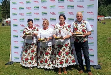 Zdjęcie do  I etap og&oacute;lnopolskiego konkursu "Bitwa Region&oacute;w" - KGW Dęb&oacute;wko Stare